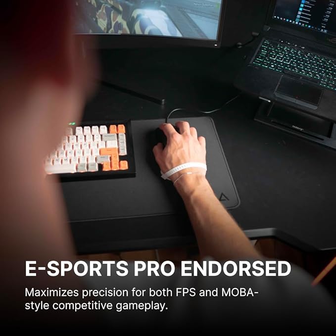 DELTAHUB Carpio G2.0 - Advanced Ergonomic Right-Handed Gaming Wrist Rest for Mouse - Superior Support for Serious Gamers - Anti-Fatigue, Smooth Glide (Small, Right, Black)